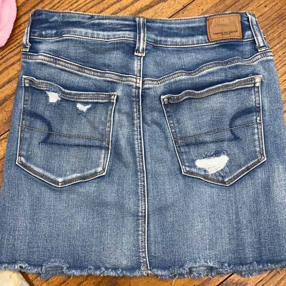 Ripped jean skirt - Picture 2 of 2